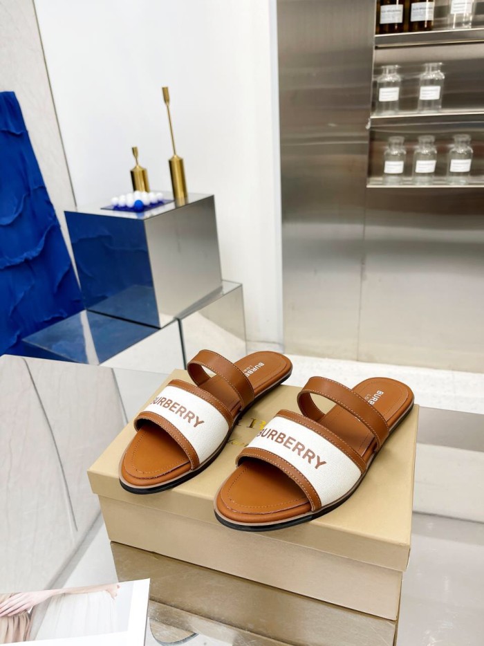 Burberry shoes 007 XM561
