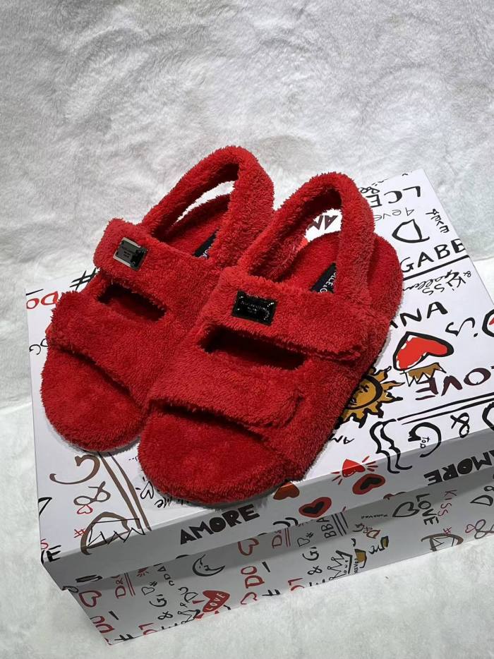 D&G shoes 002 XM071
