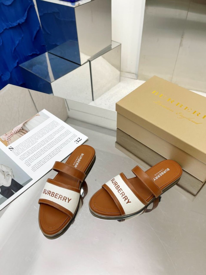Burberry shoes 007 XM561