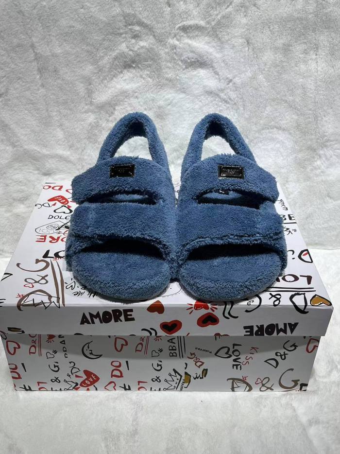 D&G shoes 002 XM071