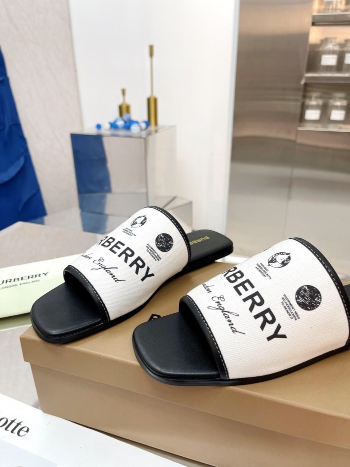 Burberry shoes 008 XM081