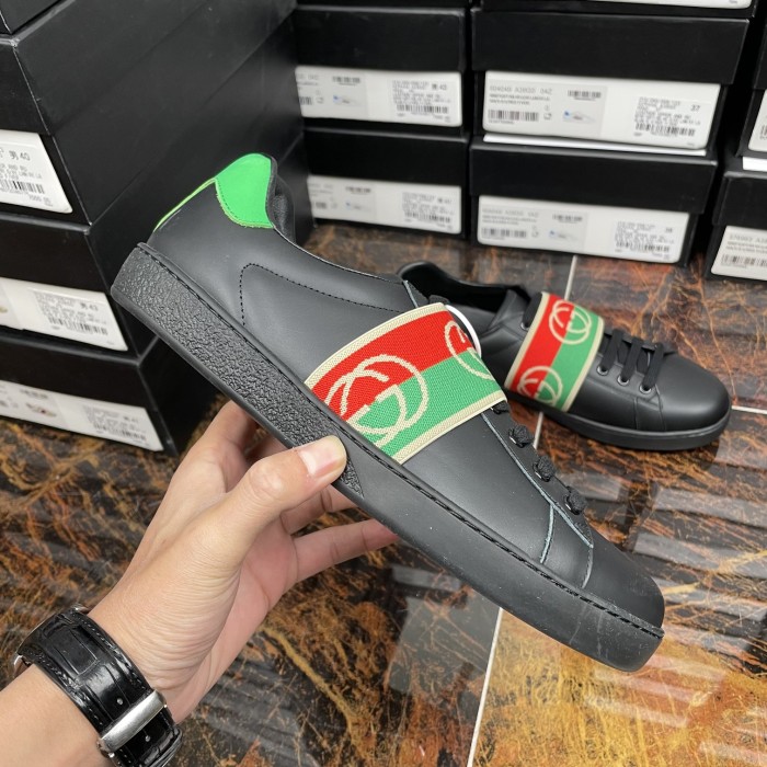 Gucci 011 Casual shoes XM082 02