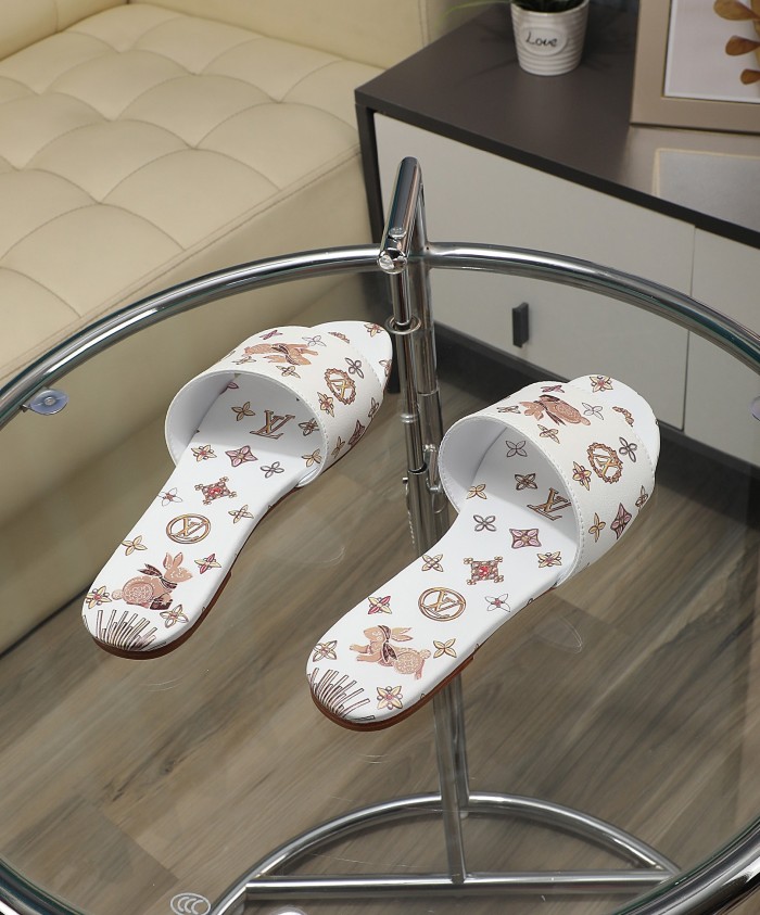 LV shoes 004 XM081 02