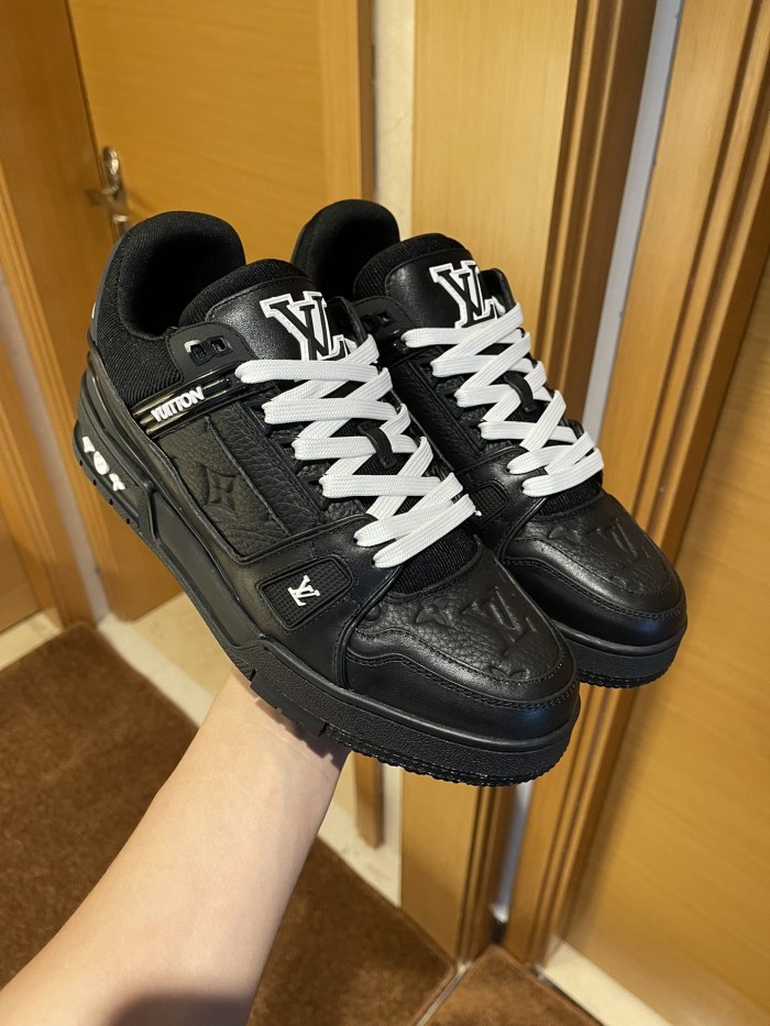 LV 016 Casual shoes XM024