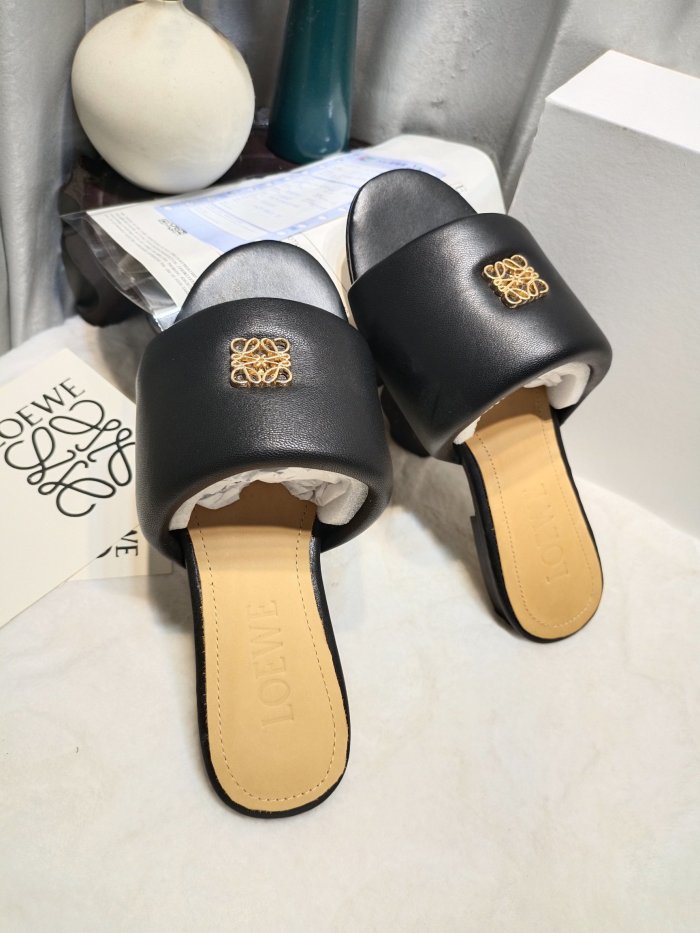 LOEWE shoes 003 XM032