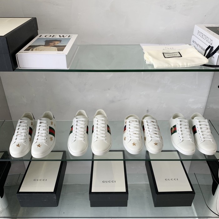 Gucci 010 Casual shoes XM082