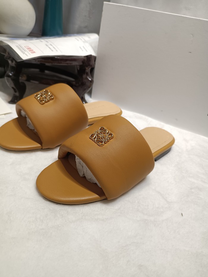 LOEWE shoes 003 XM032
