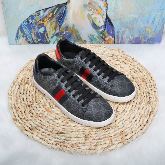 Gucci 012 Casual shoes XM082