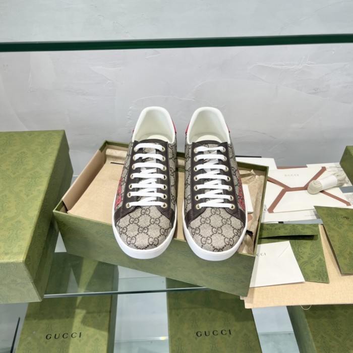 Gucci 009 Casual shoes XM082
