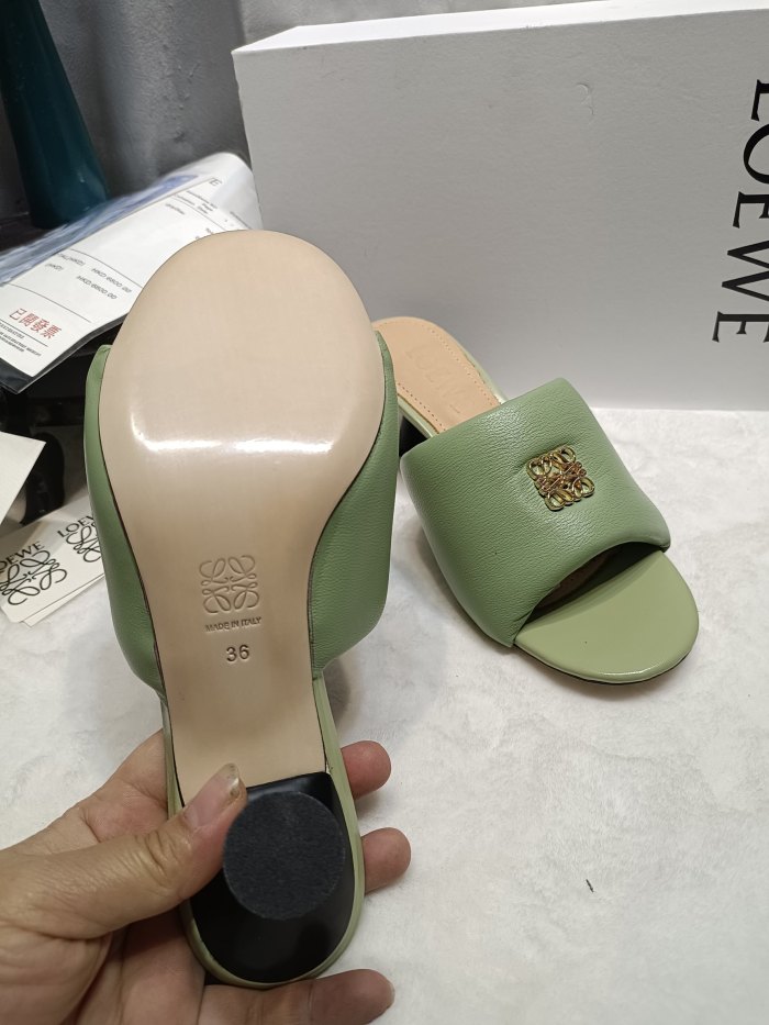LOEWE shoes 004 XM042