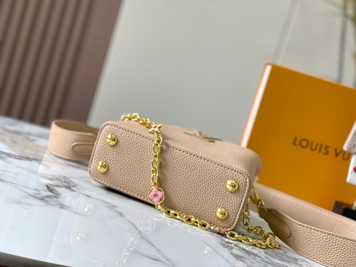 LVM20845CS012 21*14*8 cm