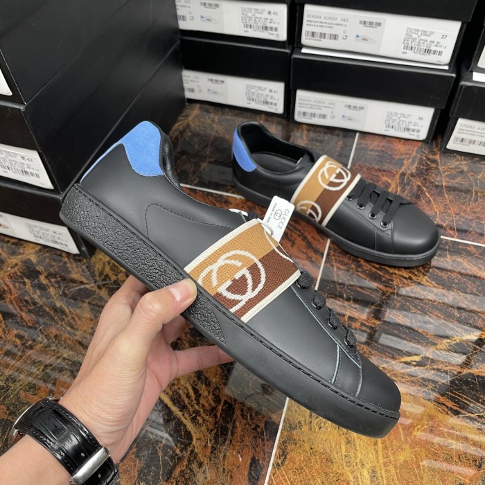 Gucci 011 Casual shoes XM082 02