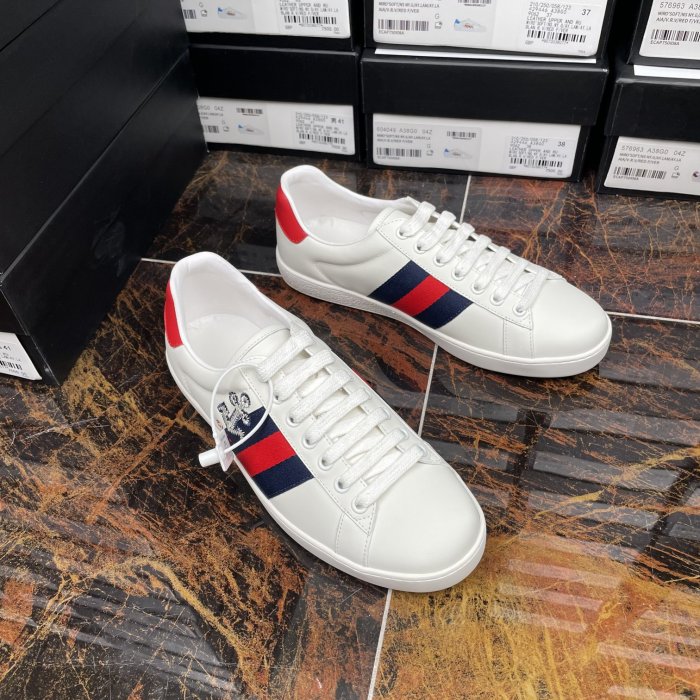 Gucci 011 Casual shoes XM082 01
