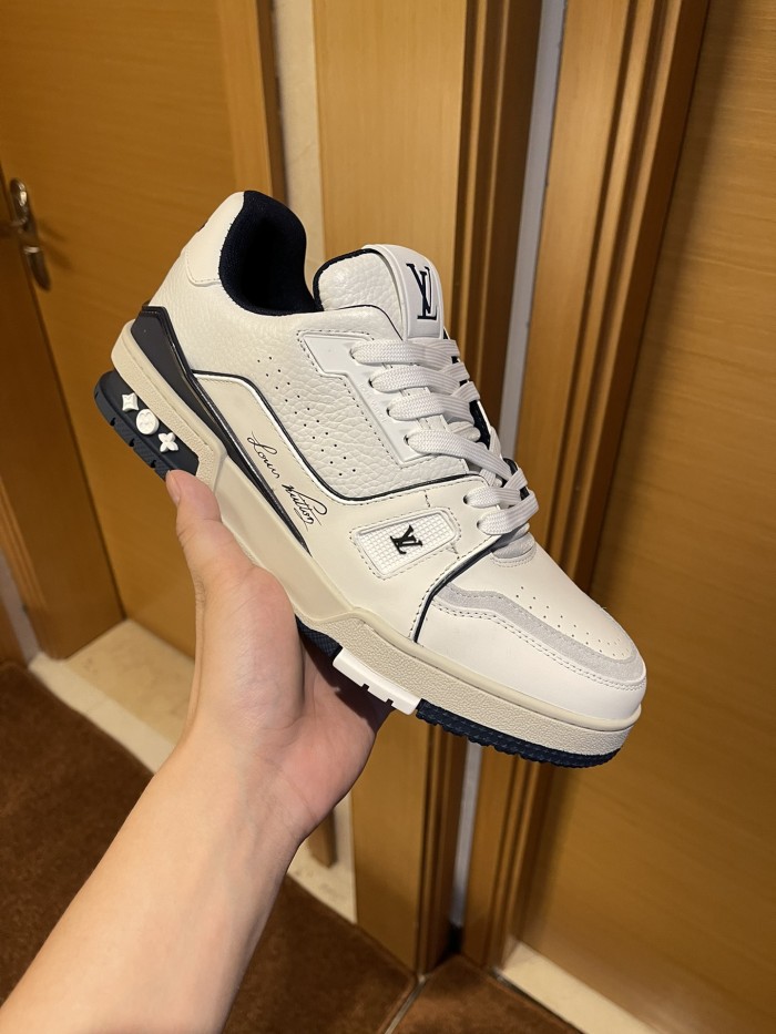 LV 016 Casual shoes XM024