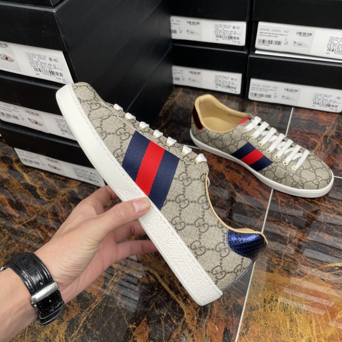 Gucci 011 Casual shoes XM082 02
