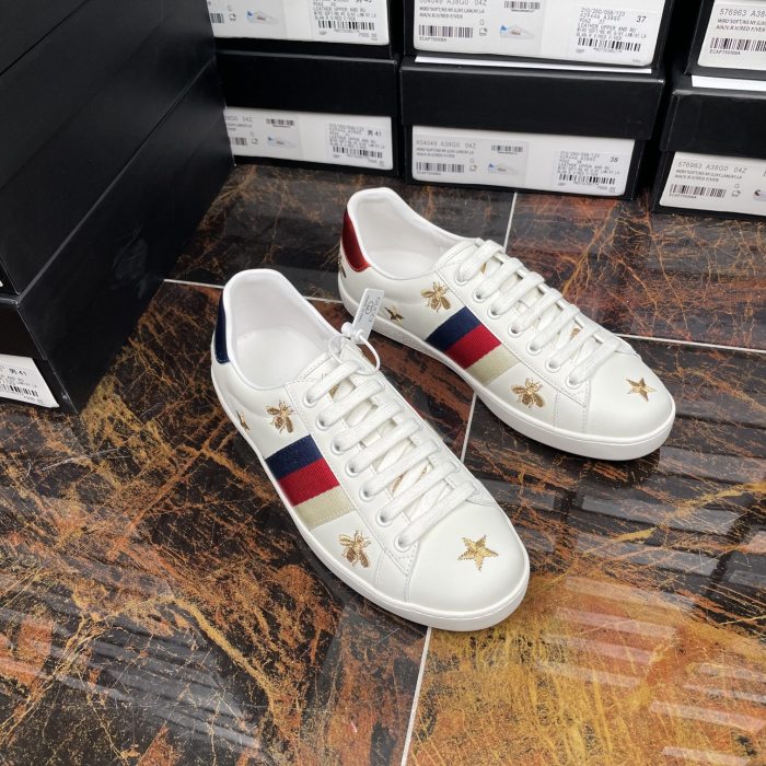 Gucci 011 Casual shoes XM082 01