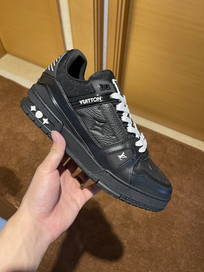 LV 016 Casual shoes XM024