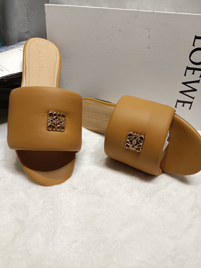 LOEWE shoes 003 XM032