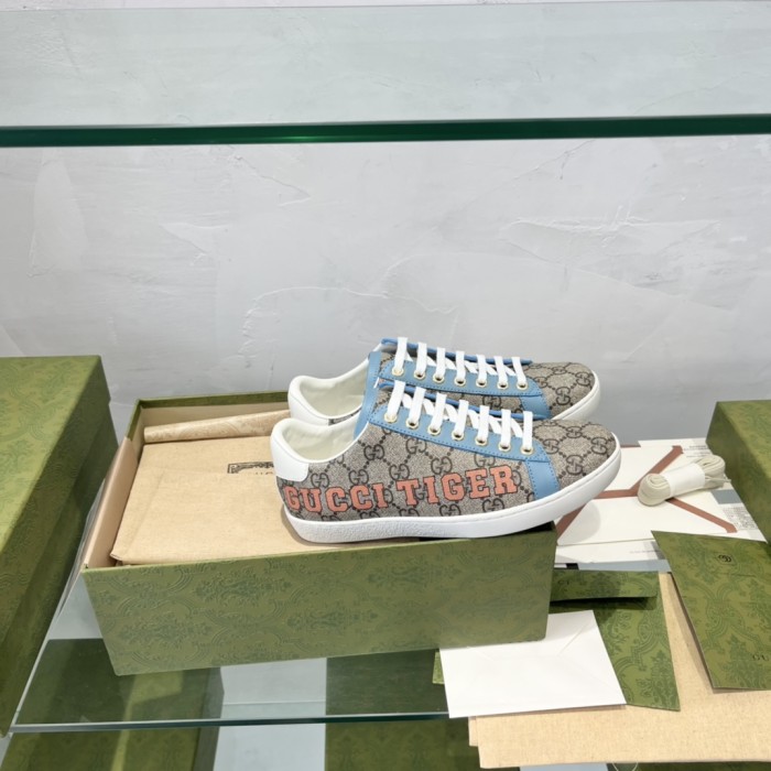 Gucci 009 Casual shoes XM082