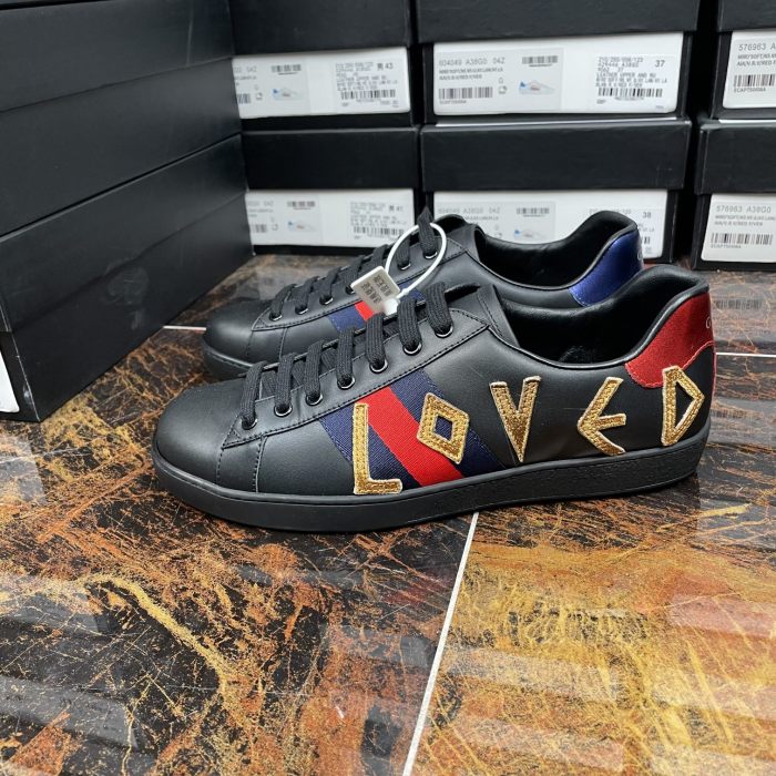 Gucci 011 Casual shoes XM082 02