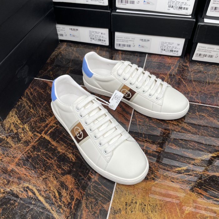 Gucci 011 Casual shoes XM082 01