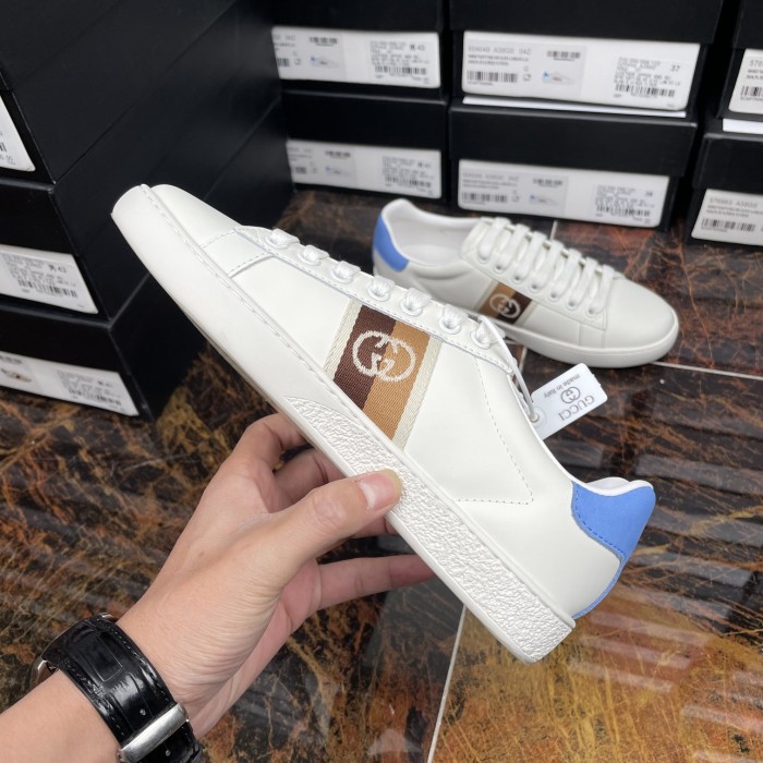 Gucci 011 Casual shoes XM082 01