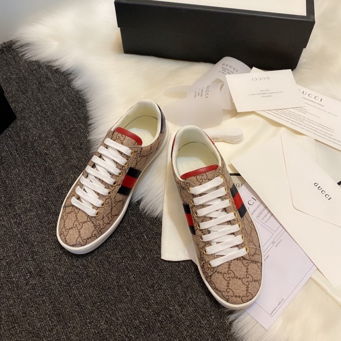 Gucci 012 Casual shoes XM082