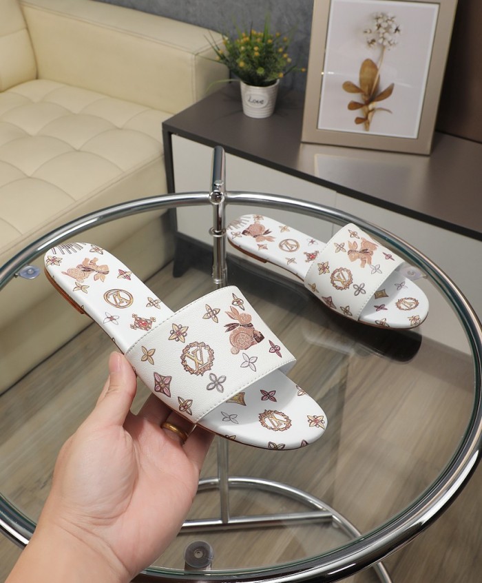 LV shoes 004 XM081 02