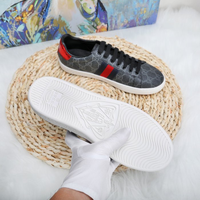 Gucci 012 Casual shoes XM082