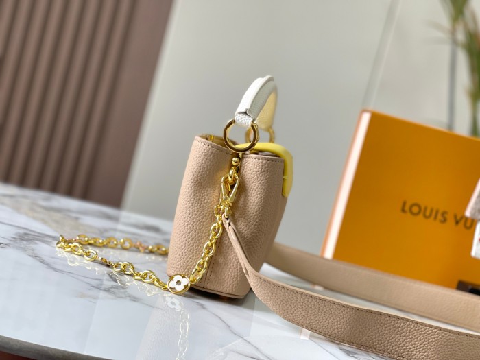 LVM20845CS012 21*14*8 cm
