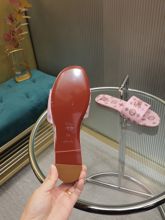 LV shoes 004 XM081 02