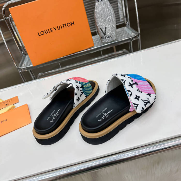 LV shoes 006 XM071