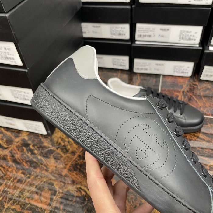 Gucci 011 Casual shoes XM082 02