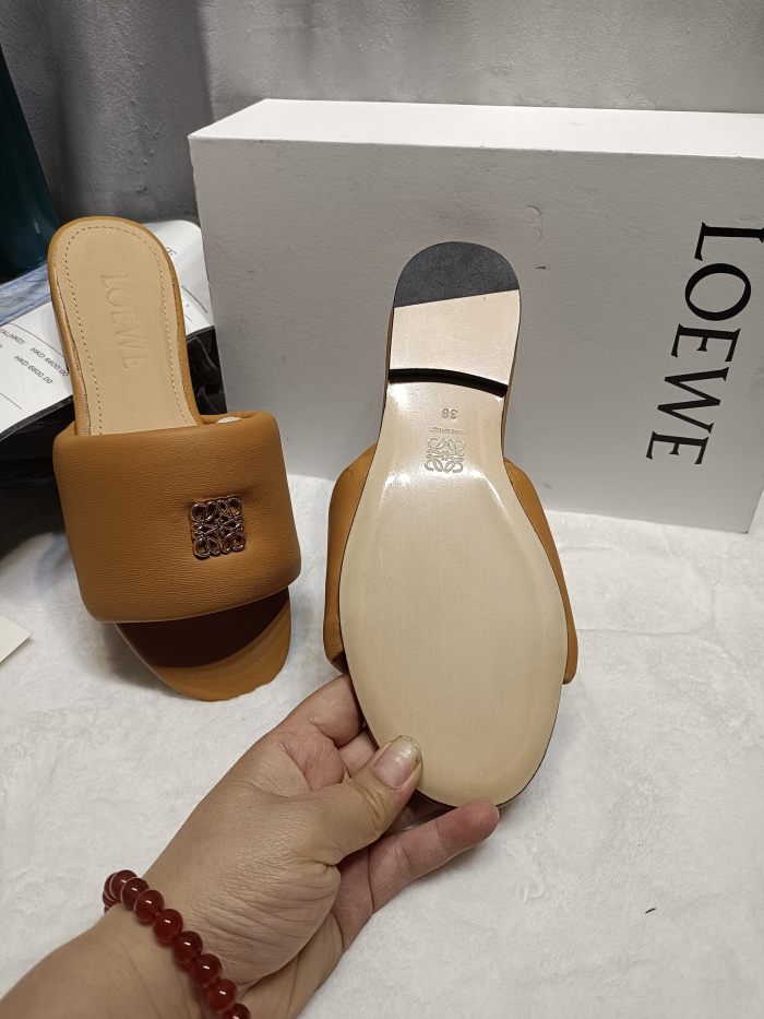 LOEWE shoes 003 XM032