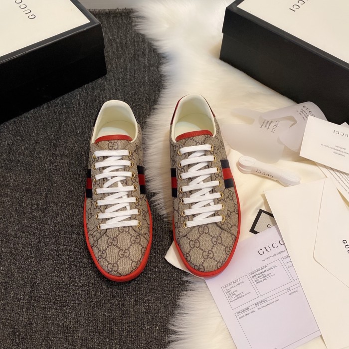 Gucci 012 Casual shoes XM082