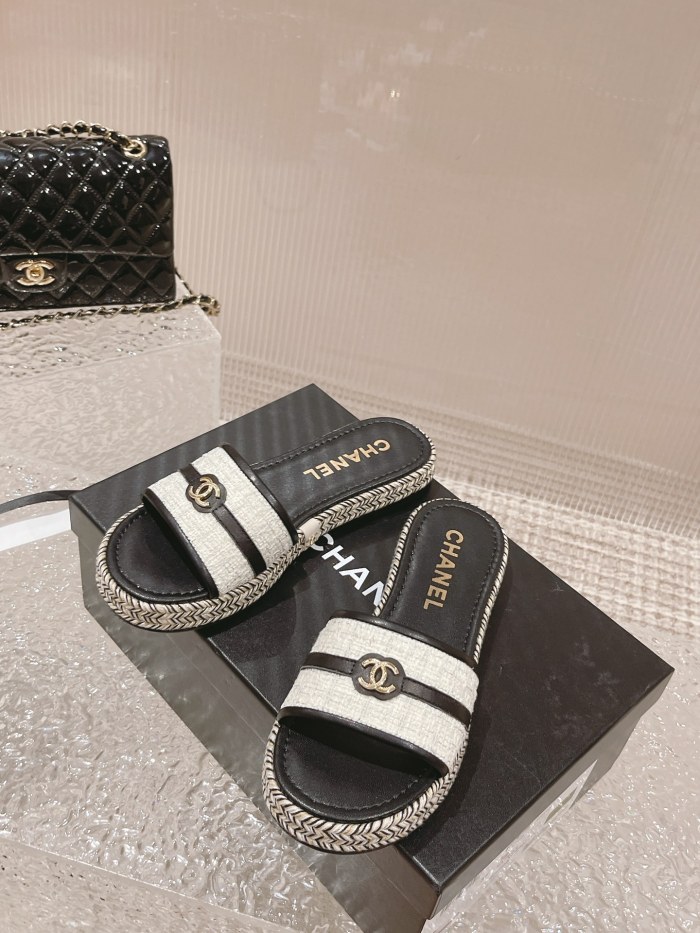 Chanel shoes 015 XM042