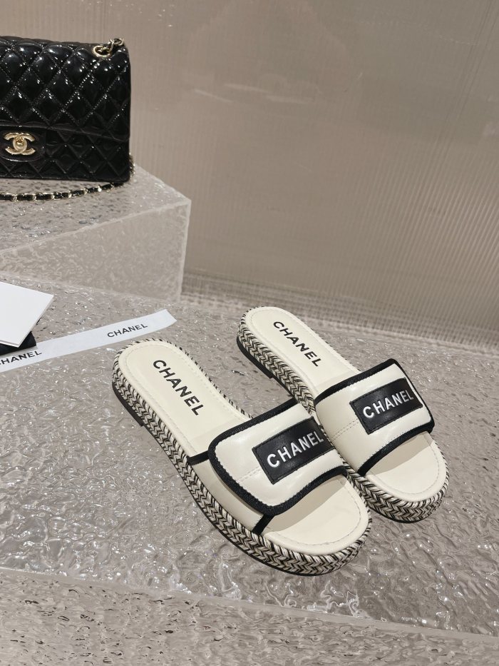 Chanel shoes 016 XM042