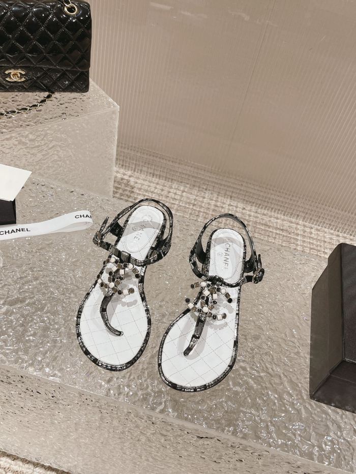 Chanel shoes 018 XM062
