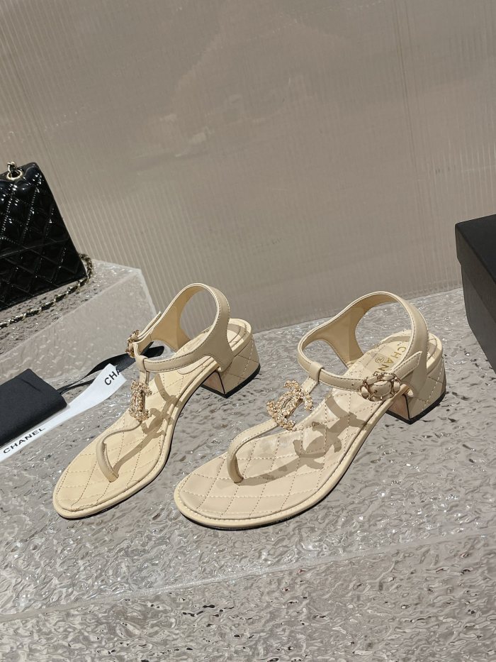 Chanel shoes 019 XM062