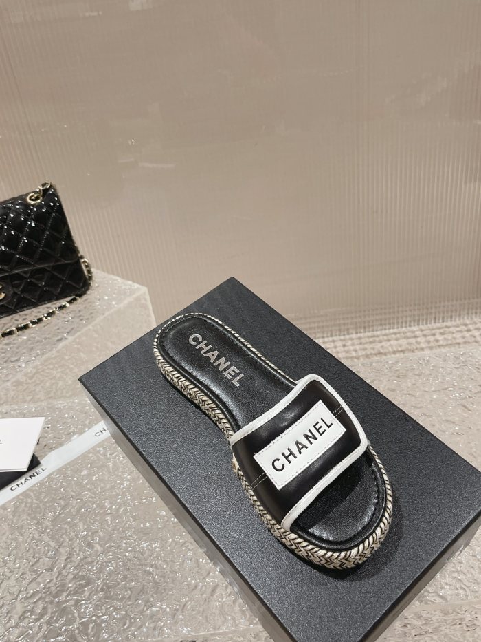 Chanel shoes 016 XM042
