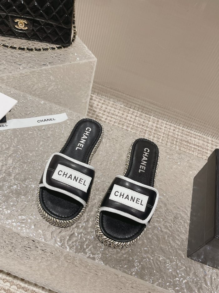 Chanel shoes 016 XM042
