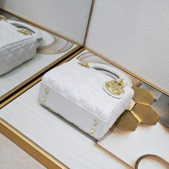 Mini Lady Dior Bag White Sheepskin LM051 17cm