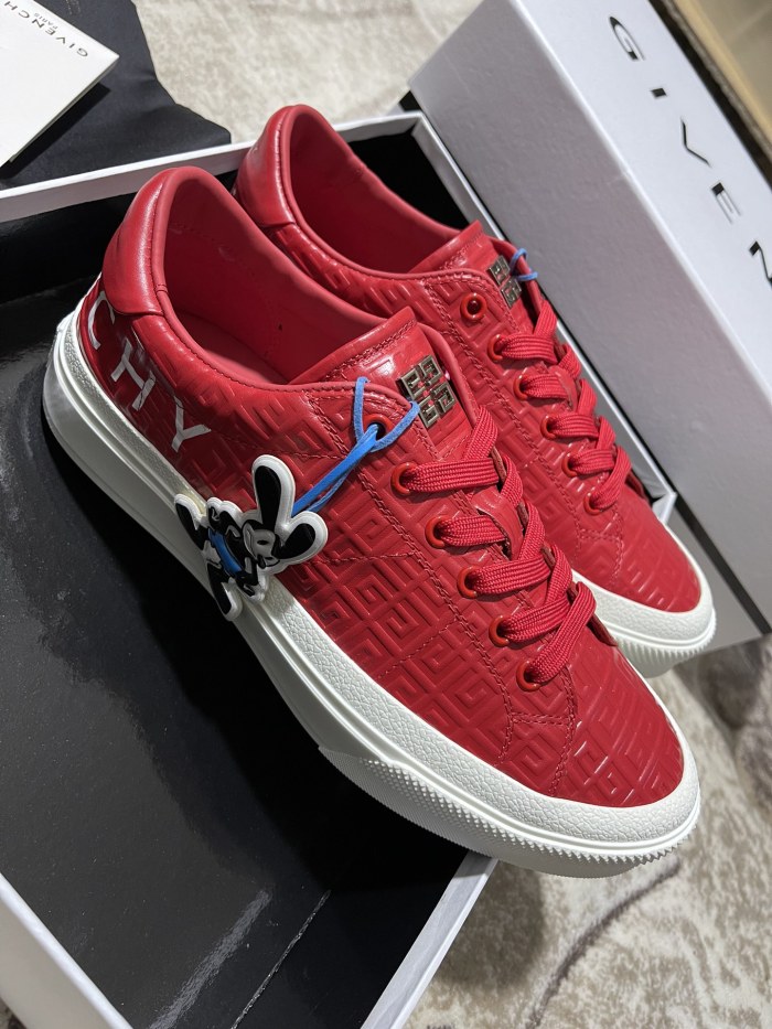 GIVENCHY 012 Casual shoes XM033
