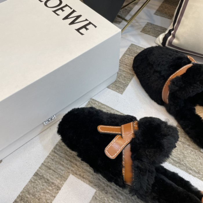 LOEWE shoes 015 XM072