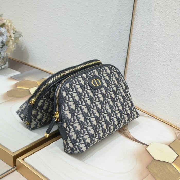 DIOR 30 MONTAIGNE Cosmetic bag LM031 23cm