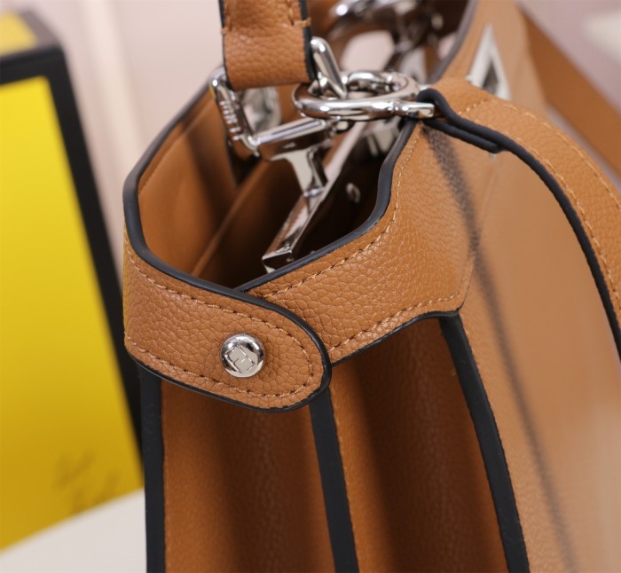 Fendi 66678 Brown LM022 32cm
