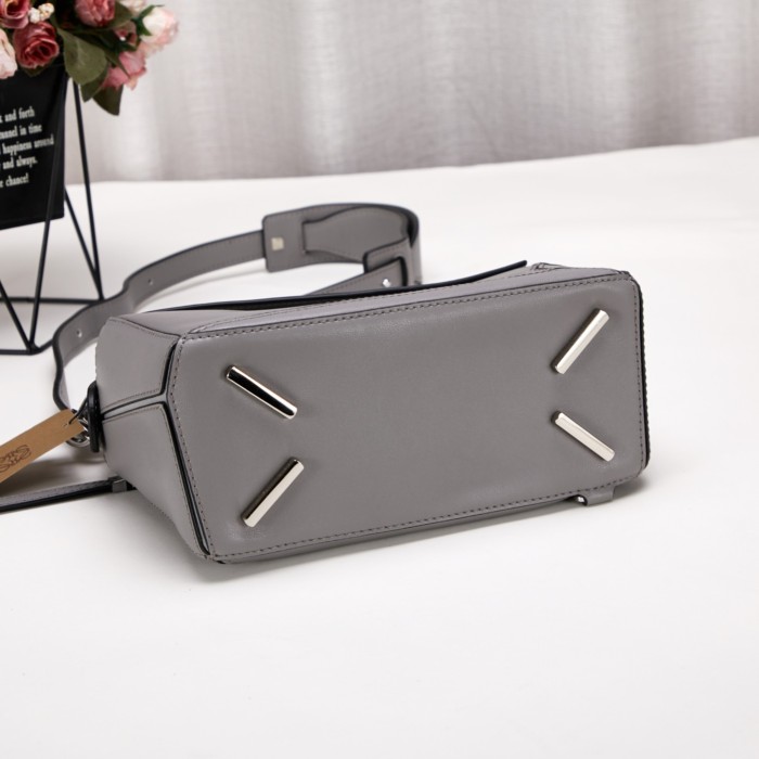 LOEWE Small Puzzle bag 0152 LM032 24cm 06