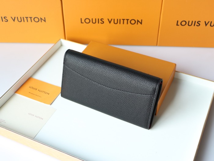 LV Capucines Wallet M61248 LM57 20cm