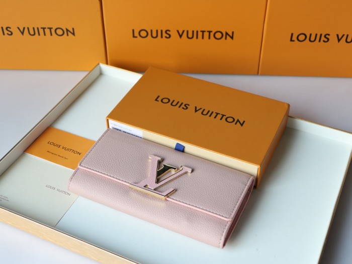LV Capucines Wallet M61248 LM57 20cm
