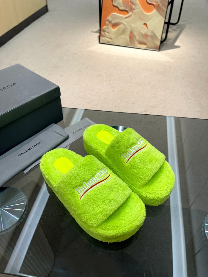 BALENCIAGA shoes 007 XM022